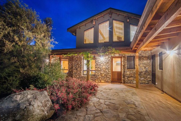 Photo of property in 47 Kane Road, Hawea Flat, Wanaka, 9382