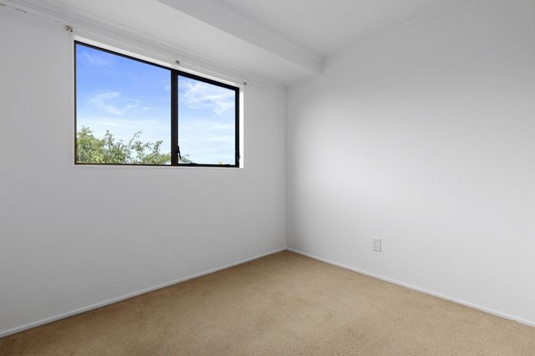 Photo of property in 137 Tuhikaramea Road, Dinsdale, Hamilton, 3204