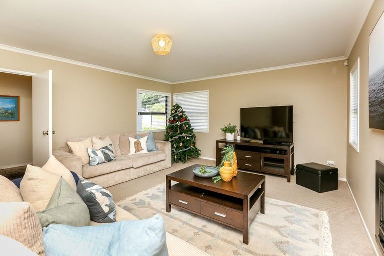 Photo of property in 5 Aspen Place, Whalers Gate, New Plymouth, 4310