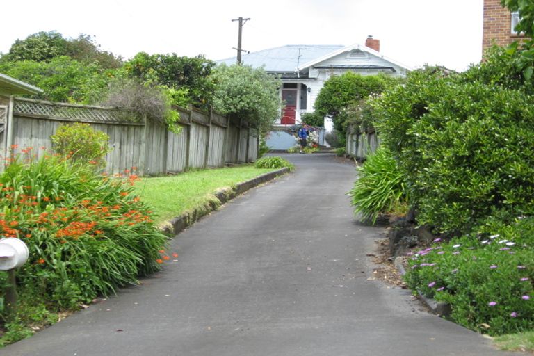 Photo of property in 182 Kitchener Road, Pukekohe, 2120