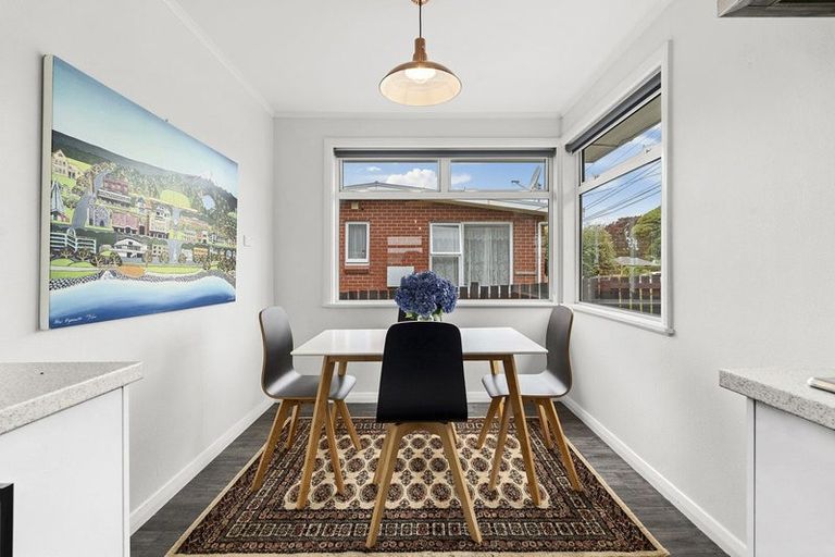 Photo of property in 56 Brois Street, Frankleigh Park, New Plymouth, 4310