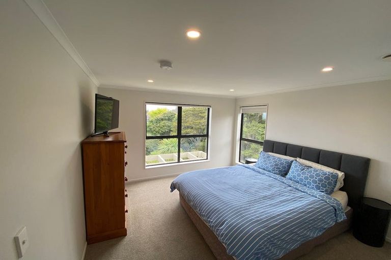 Photo of property in 16 Matairangi Avenue, Totara Heights, Auckland, 2105