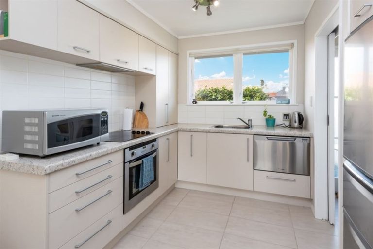 Photo of property in 1/45 Howe Street, Howick, Auckland, 2014