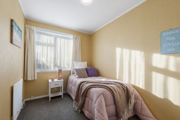 Photo of property in 100 Fraser Crescent, Elderslea, Upper Hutt, 5018
