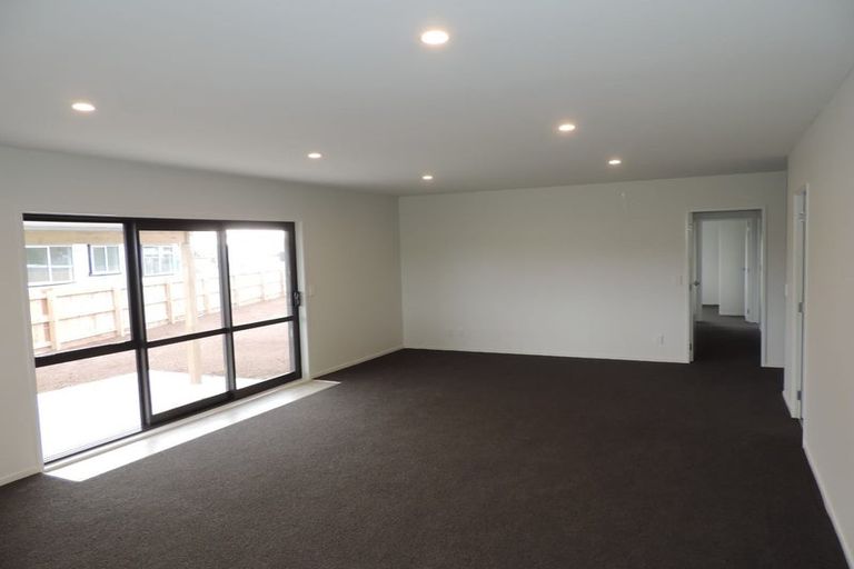 Photo of property in 8 Guy King Place, Huntly, 3700
