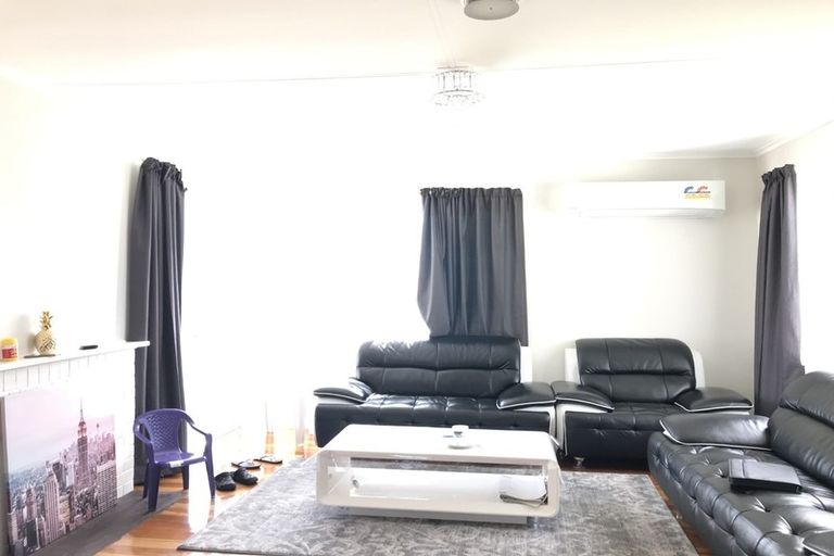 Photo of property in 68a Birdwood Avenue, Papatoetoe, Auckland, 2025
