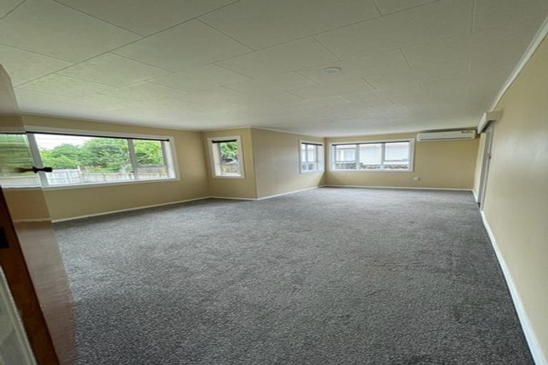 Photo of property in 22 Scott Road, Papakura, 2110