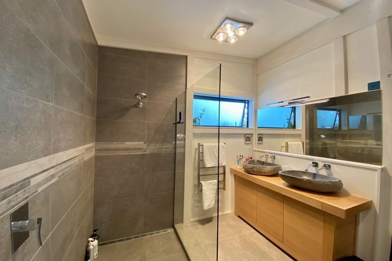 Photo of property in 11a Moana Heights, Waikawa, Picton, 7220