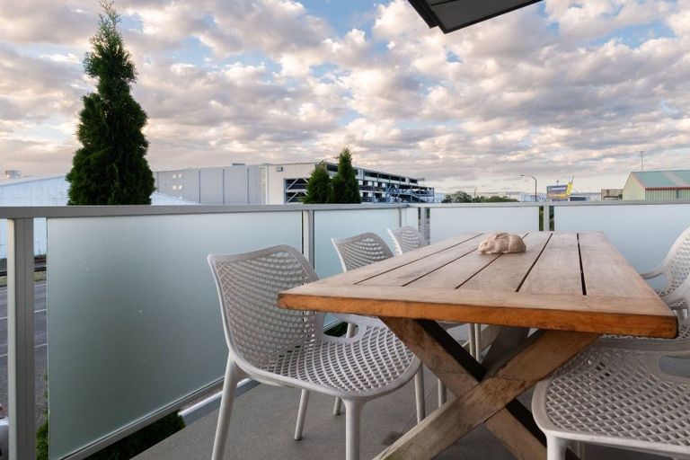 Photo of property in 1/180 Hyderabad Road, Ahuriri, Napier, 4110