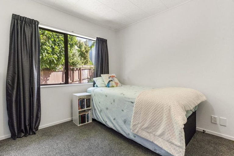 Photo of property in 2/26 Otanerua Road, Hatfields Beach, Orewa, 0931