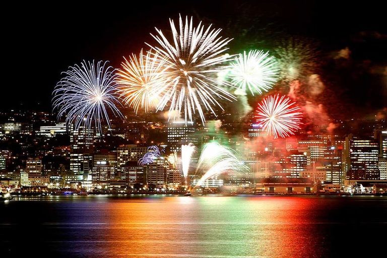 Photo of property in The Capital, 370 Oriental Parade, Oriental Bay, Wellington, 6011