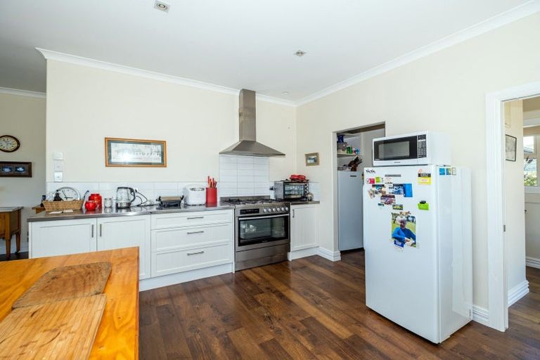 Photo of property in 61 Hekeao Road, Surrey Hills, Ashburton, 7778