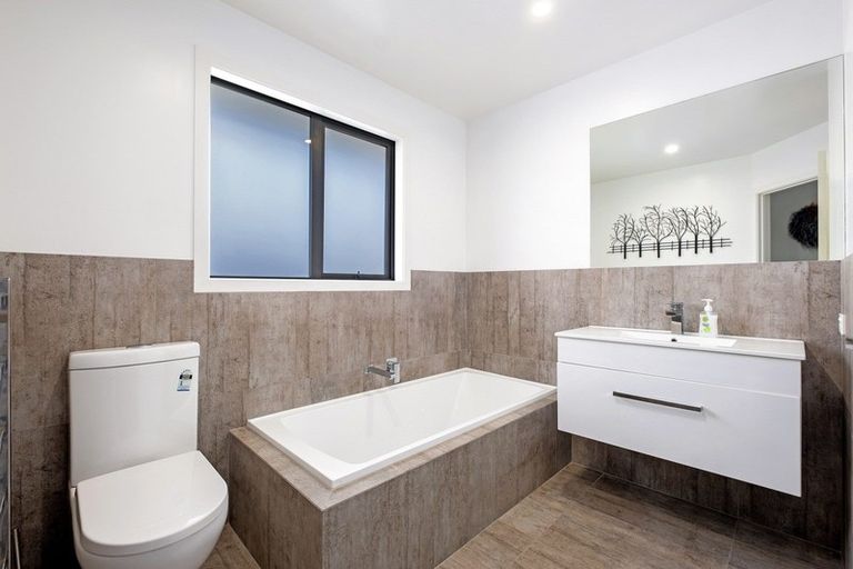 Photo of property in 36 Perriam Place, Mount Pisa, Cromwell, 9383