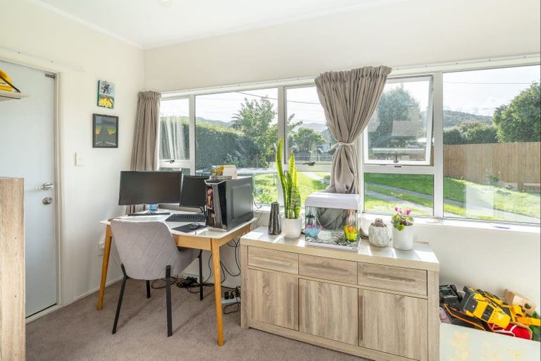 Photo of property in 23 Daniell Street, Featherston, 5710