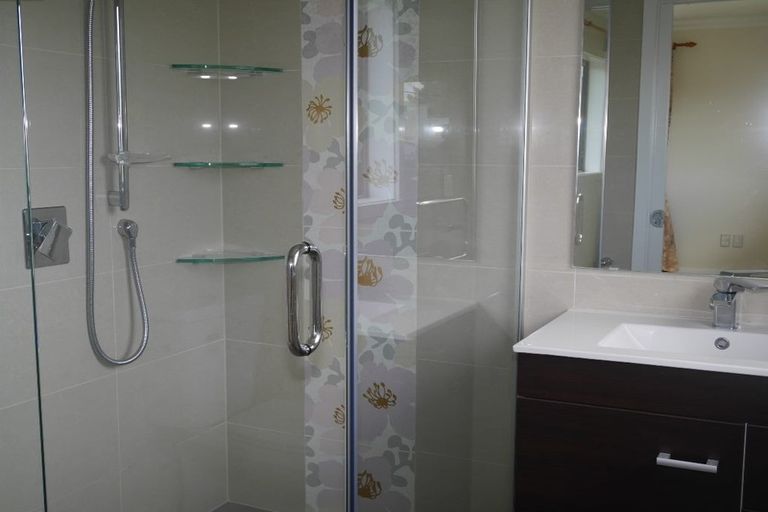 Photo of property in 31 Sumner Terrace, Aotea, Porirua, 5024