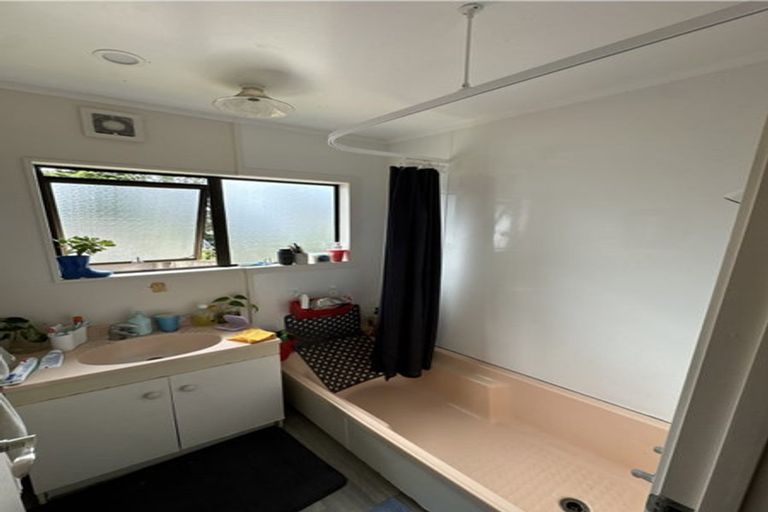 Photo of property in 5/38 Mahara Avenue, Birkenhead, Auckland, 0626