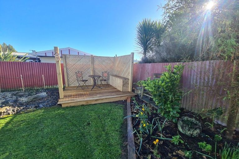 Photo of property in 27 Cobham Street, Levin, 5510