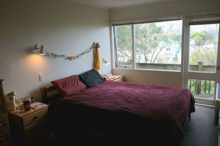 Photo of property in 21a Hadfield Terrace, Kelburn, Wellington, 6012