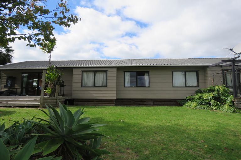 Photo of property in 1 Rarere Terrace, Kerikeri, 0230