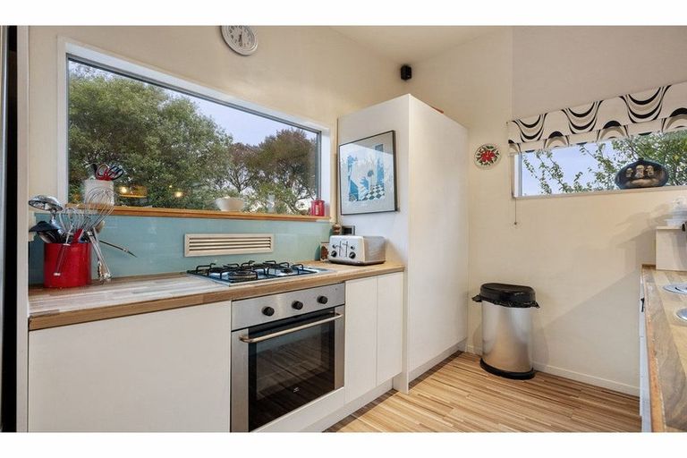 Photo of property in 72b Mackenzie Avenue, Woolston, Christchurch, 8023