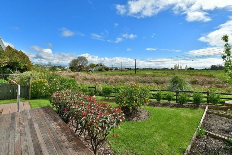 Photo of property in 1/12 Miro Street, Helensville, 0800