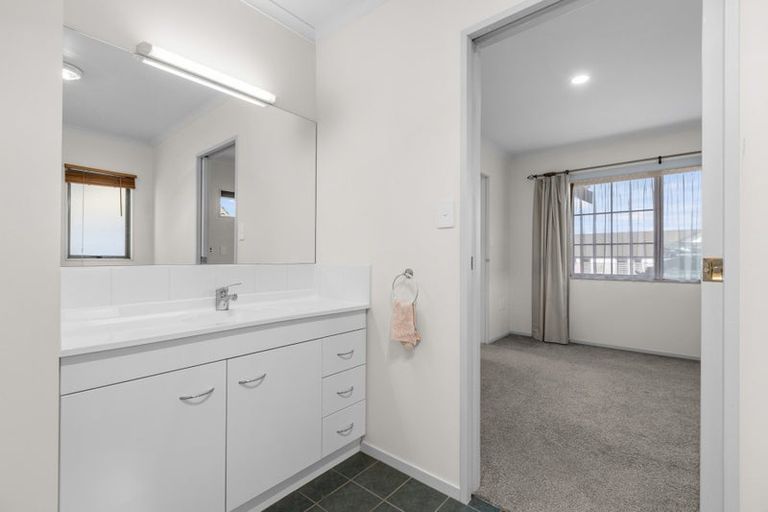 Photo of property in Orange Grove Village, 48/22 Pyes Pa Road, Pyes Pa, Tauranga, 3112