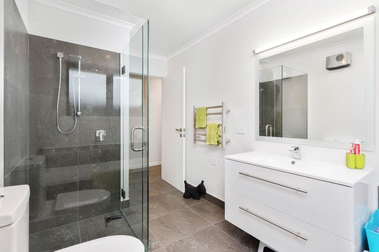 Photo of property in 7 Crabbe Place, Cromwell, 9310