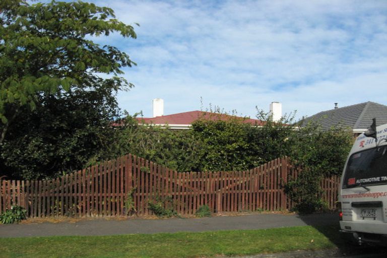 Photo of property in 16 Colman Avenue, Sockburn, Christchurch, 8042