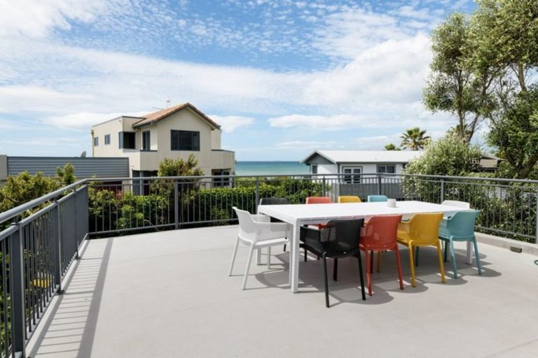 Photo of property in 141 Karewa Parade, Papamoa Beach, Papamoa, 3118