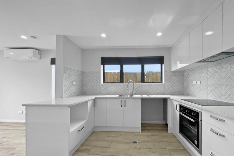 Photo of property in 23b Moncrieff Avenue, Clendon Park, Auckland, 2103