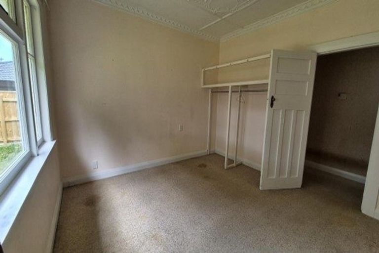 Photo of property in 27 Manapouri Crescent, Hokowhitu, Palmerston North, 4410