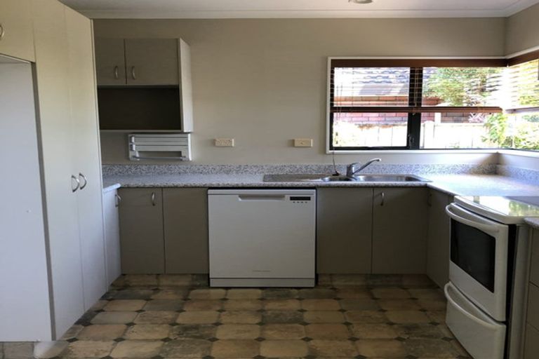 Photo of property in 40 Beresford Street, Takaro, Palmerston North, 4410