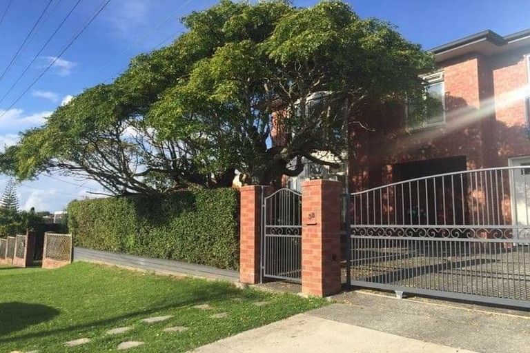 Photo of property in 38 Norman Road, Hauraki, Auckland, 0622