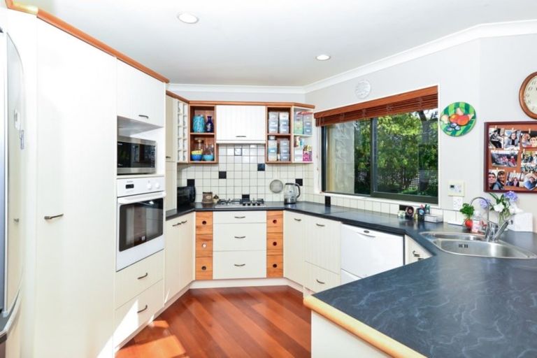 Photo of property in 1 Limousin Place, Grandview Heights, Hamilton, 3200