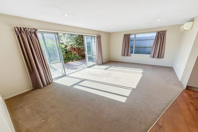 Photo of property in 5/190 Lincoln Road, Addington, Christchurch, 8024