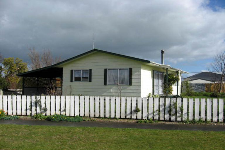 Photo of property in 9 Tasman Crescent, Carterton, 5713