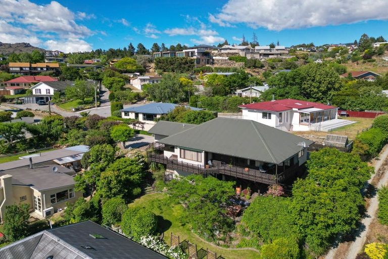 Photo of property in 6 Athenry Road, Bridge Hill, Alexandra, 9320