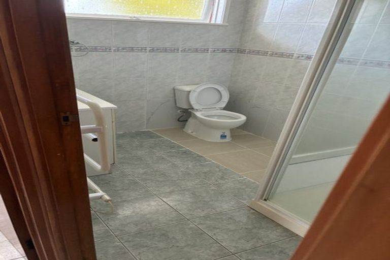 Photo of property in 66 Sycamore Drive, Sunnynook, Auckland, 0620