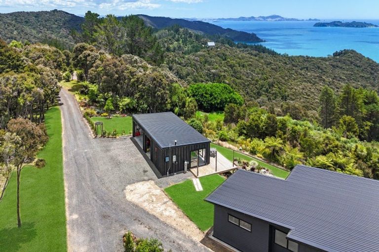 Photo of property in 255 Paroa Bay Road, Russell, 0272