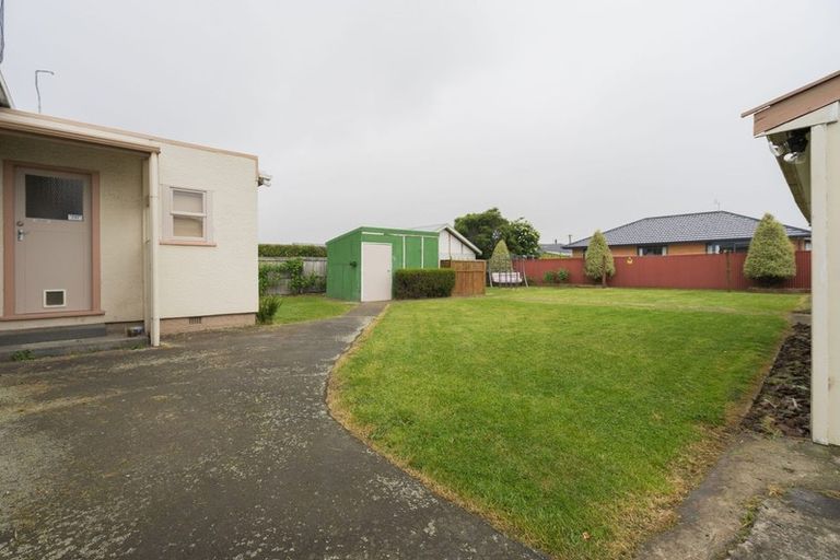 Photo of property in 11 Mortlake Street, Islington, Christchurch, 8042