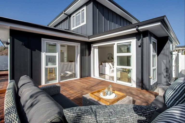 Photo of property in 121a Te Mata Road, Havelock North, 4130