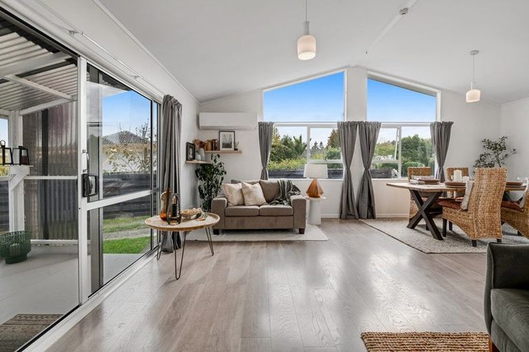 Photo of property in 129 Awaroa Road, Helensville, 0800