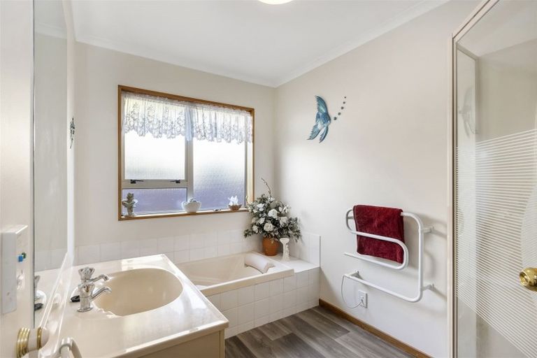 Photo of property in 22 Cavendish Road, Casebrook, Christchurch, 8051