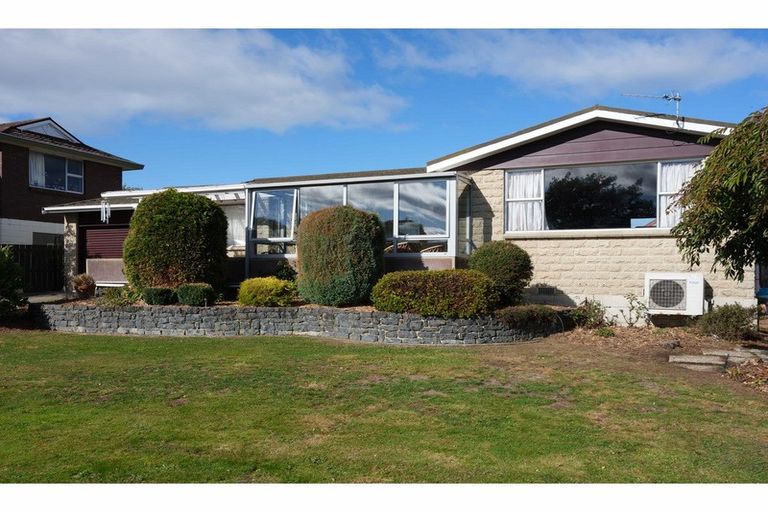 Photo of property in 26 Walton Park Avenue, Fairfield, Dunedin, 9018