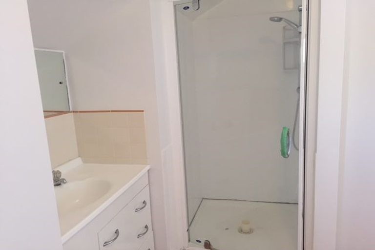 Photo of property in 22 Quebec Street, Kingston, Wellington, 6021