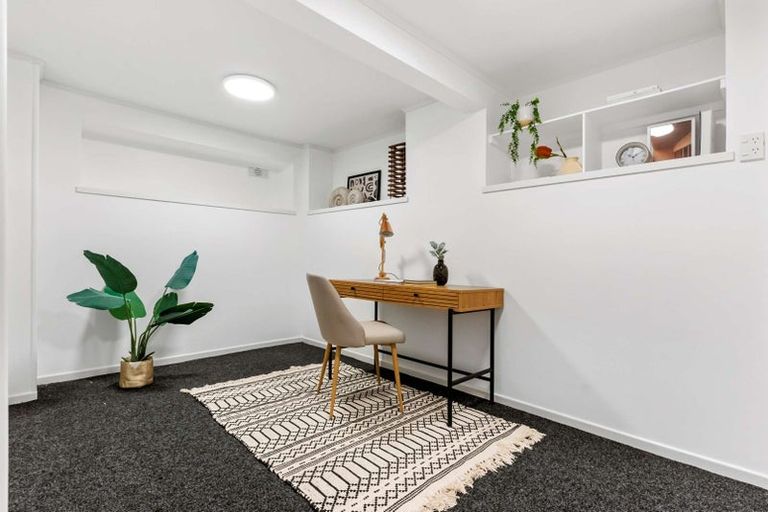 Photo of property in 4 Powrie Street, Glenfield, Auckland, 0629