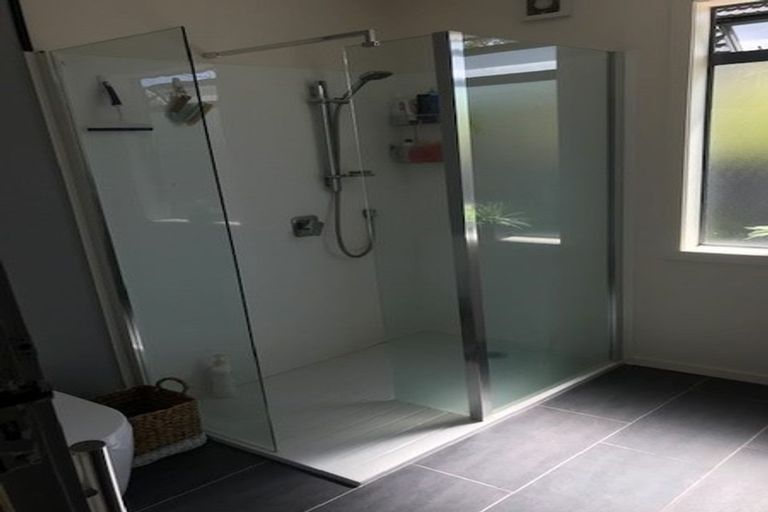 Photo of property in 239 Weston Road, St Albans, Christchurch, 8052