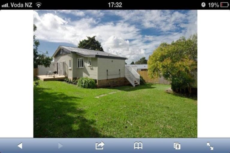 Photo of property in 1/16 Miro Street, New Lynn, Auckland, 0600