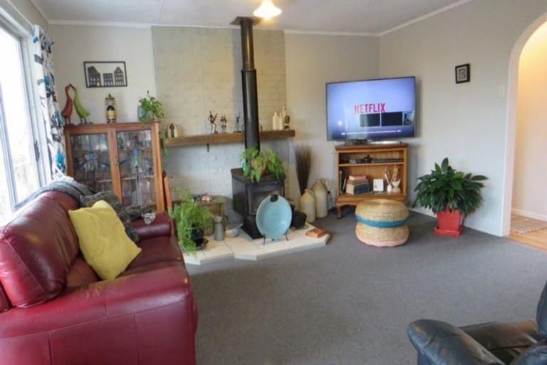 Photo of property in 53 Thomas Place, Foxton Beach, Foxton, 4815