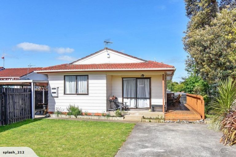 Photo of property in 1/44 Taitimu Drive, Weymouth, Auckland, 2103